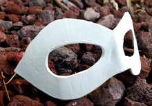 Load image into Gallery viewer, Pointed Domino Mask - Pointed Edge Molded Leather Mask in Multiple Colors