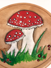 Load image into Gallery viewer, Assorted Mushroom Leather Art Rounds
