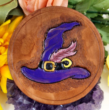 Load image into Gallery viewer, Assorted Halloween Leather Art Rounds
